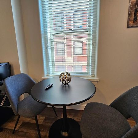 Cozy Stay At The Inman - 214 Champaign Bagian luar foto